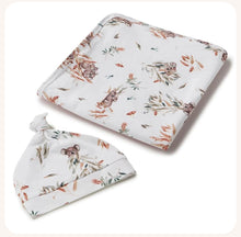Load image into Gallery viewer, Koala Organic Jersey Wrap & Beanie Set