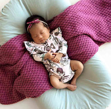 Load image into Gallery viewer, Banksia Long Sleeve Organic Bodysuit