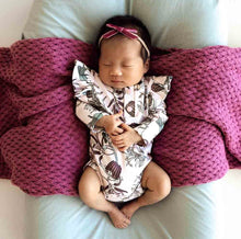 Load image into Gallery viewer, Banksia Long Sleeve Organic Bodysuit