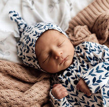 Load image into Gallery viewer, Nightshade Knotted Beanie