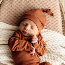 Load image into Gallery viewer, Biscuit Ribbed Knotted Beanie