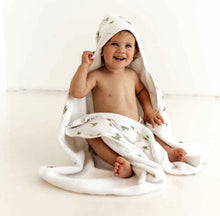 Load image into Gallery viewer, Green Palm Organic Hooded Towel