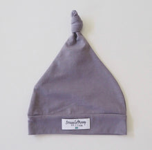 Load image into Gallery viewer, Grey Knotted Beanie