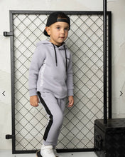 Load image into Gallery viewer, Milo Scoop Hoodie - Grey
