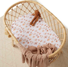 Load image into Gallery viewer, Paradise Bassinet Sheet / Change Pad Cover
